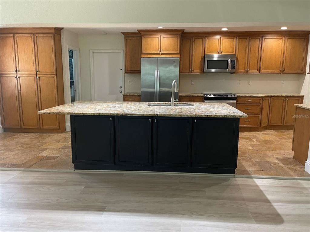 Property for sale at 1850 JUAREZ WAY S, ST PETERSBURG, FL, 33712