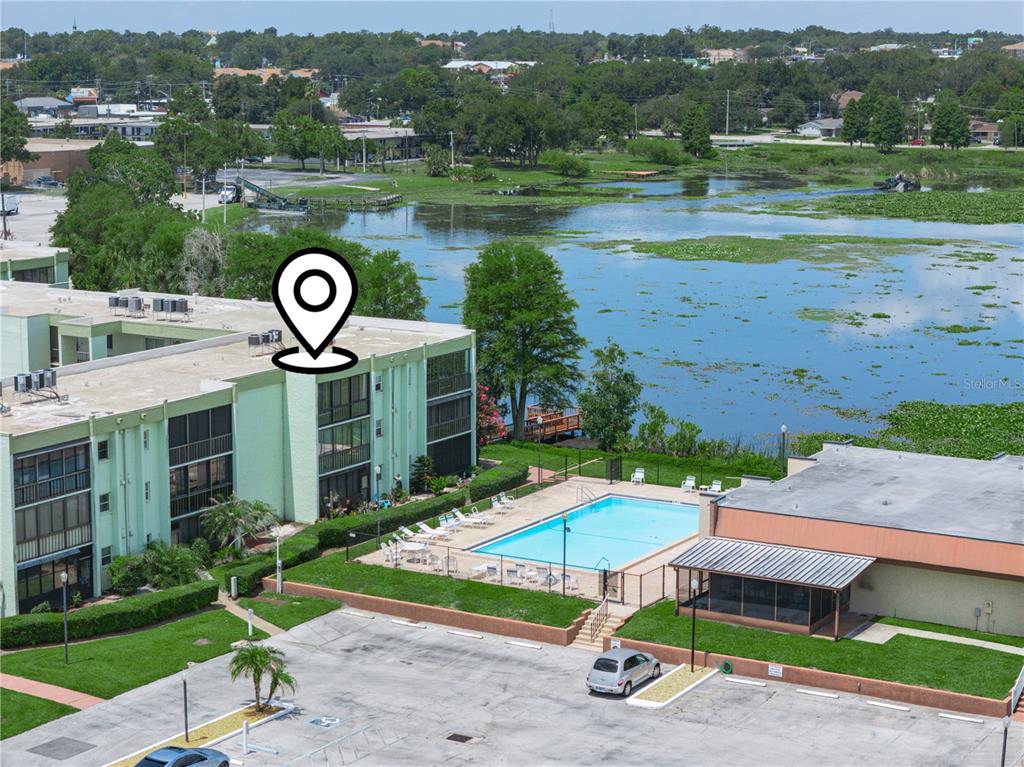 Lake Parker and Pool views!