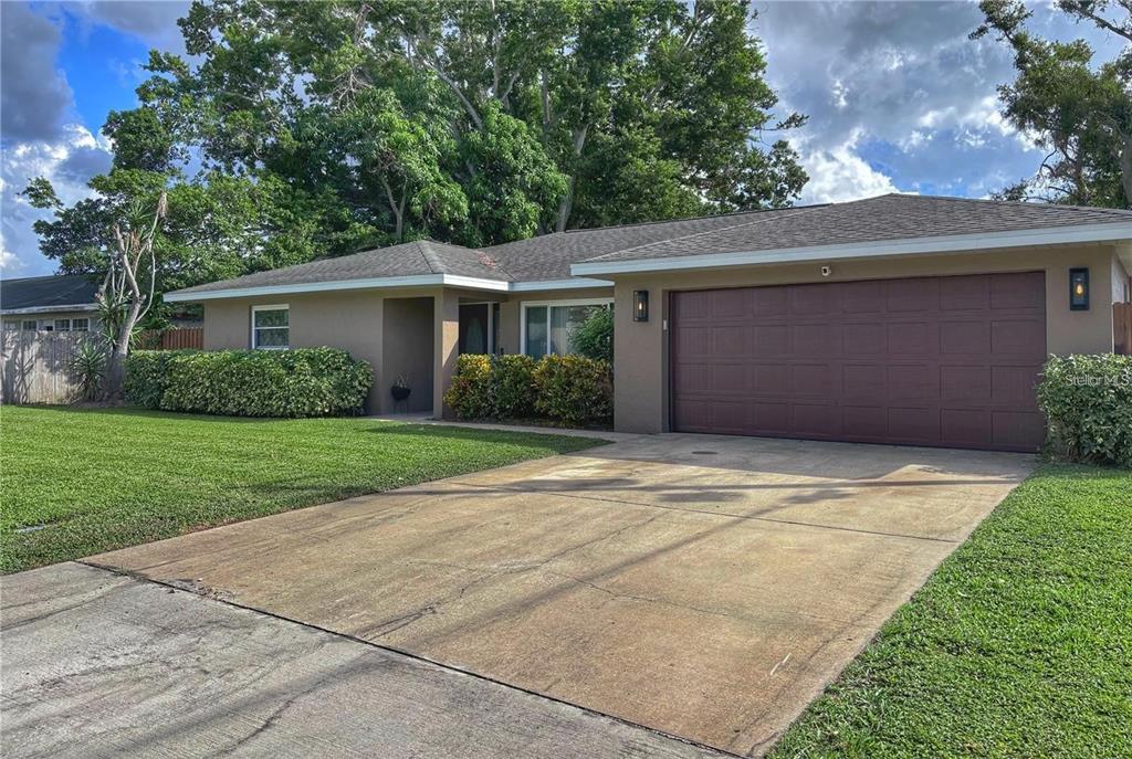 Property for sale at 4033 13TH AVENUE W, BRADENTON, FL, 34205