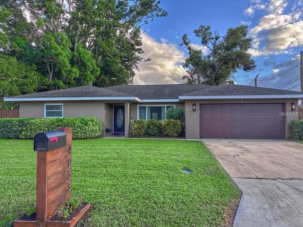 Property for sale at 4033 13TH AVENUE W, BRADENTON, FL, 34205