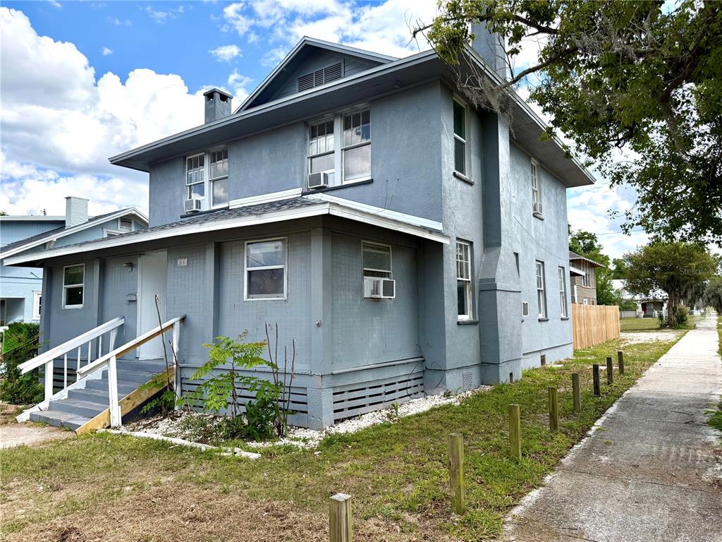 Property for sale at 204 AVENUE D NE, WINTER HAVEN, FL, 33881