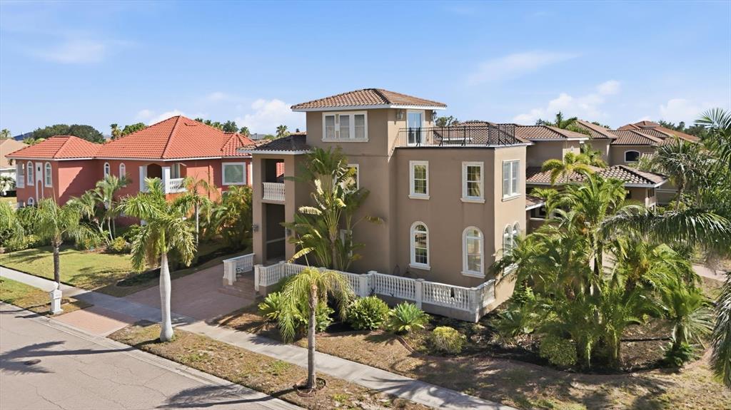 Property for sale at 1304 JUMANA LOOP, APOLLO BEACH, FL, 33572