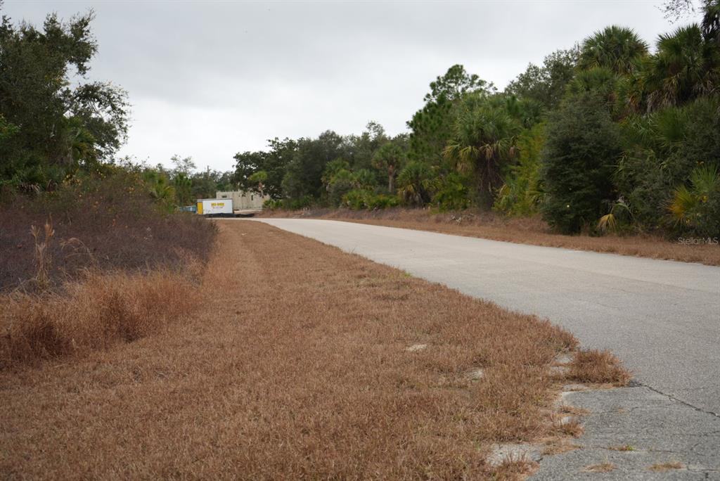 Maintained Road - Mattox Circle 125ft from subject lot