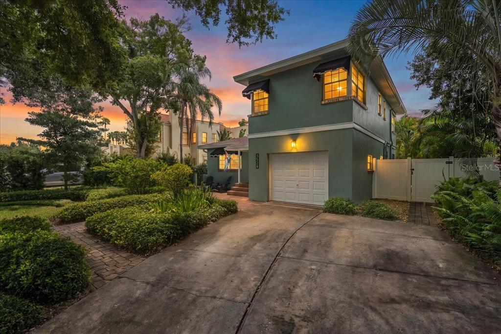 Property for sale at 3528 FOSTER HILL DRIVE N, ST PETERSBURG, FL, 33704