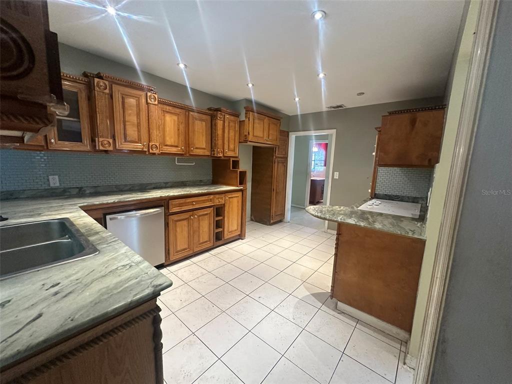 Property for sale at 4133 NARVAREZ WAY S, ST PETERSBURG, FL, 33712