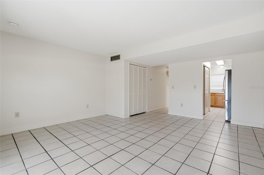Property for sale at 1920 E EDGEWOOD DRIVE UNIT E4, LAKELAND, FL, 33803