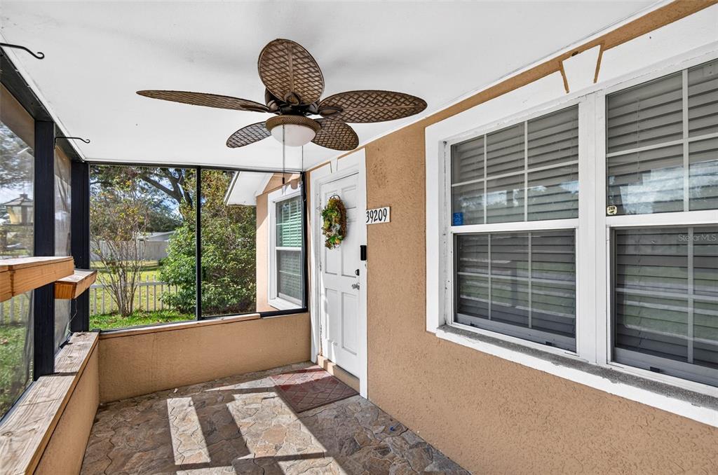FRONT SCREEN PORCH