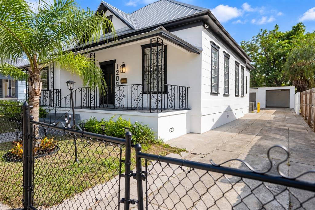 Property for sale at 1209 E 18TH AVENUE, TAMPA, FL, 33605