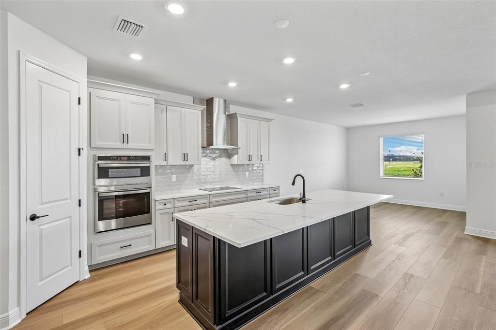 Property for sale at 9246 DEEP HORIZON LOOP, PARRISH, FL, 34219