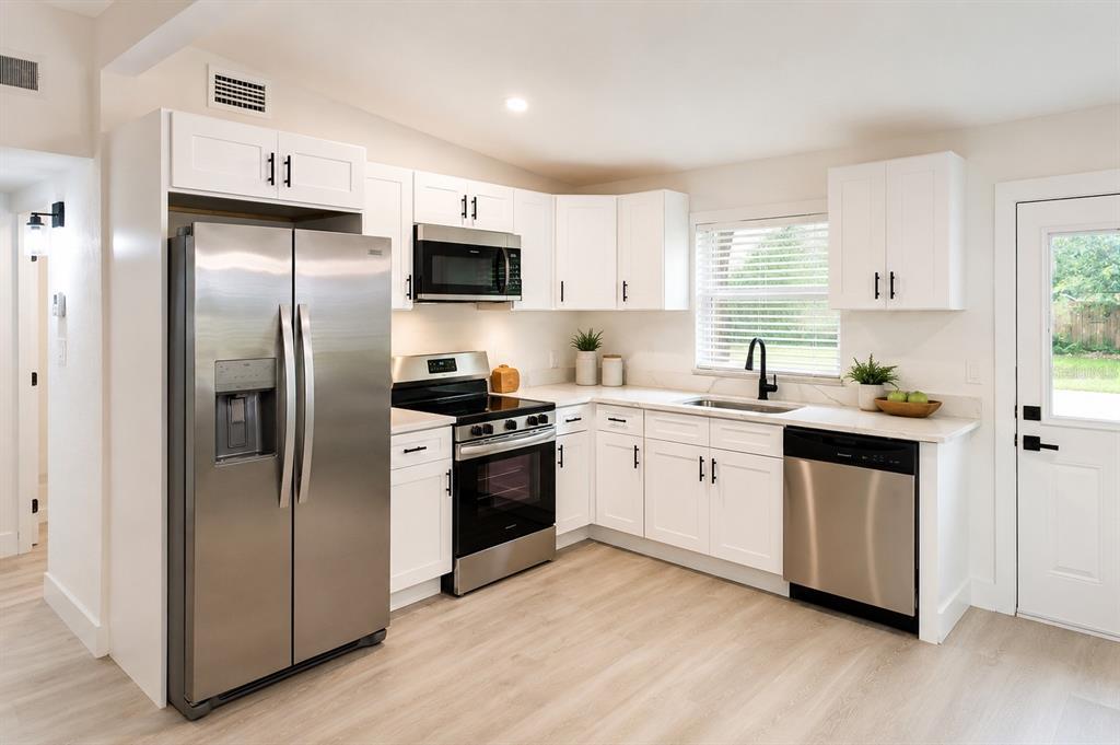 Property for sale at 9001 82ND STREET, SEMINOLE, FL, 33777