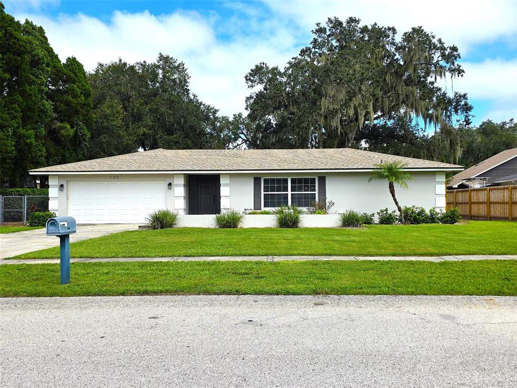 Property for sale at 123 ELM SQUARE S, LAKELAND, FL, 33813