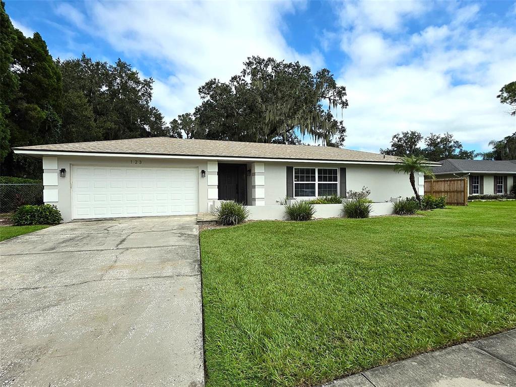 Property for sale at 123 ELM SQUARE S, LAKELAND, FL, 33813