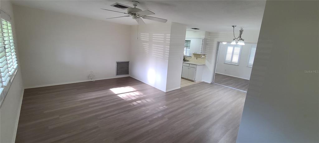 Property for sale at 9901 111TH LANE, SEMINOLE, FL, 33772