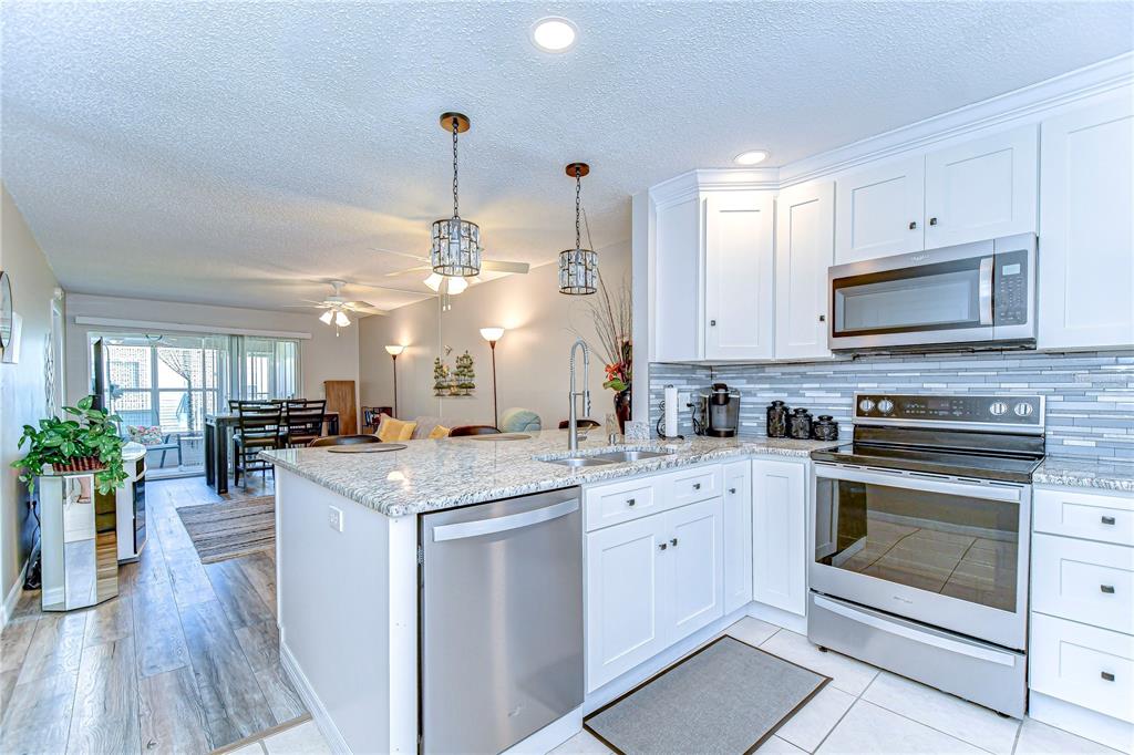 Property for sale at 13870 OAKWOOD LANE UNIT 13870, SEMINOLE, FL, 33776