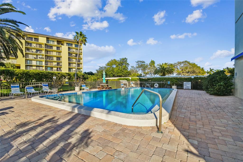 Property for sale at 644 ISLAND WAY UNIT 405, CLEARWATER, FL, 33767