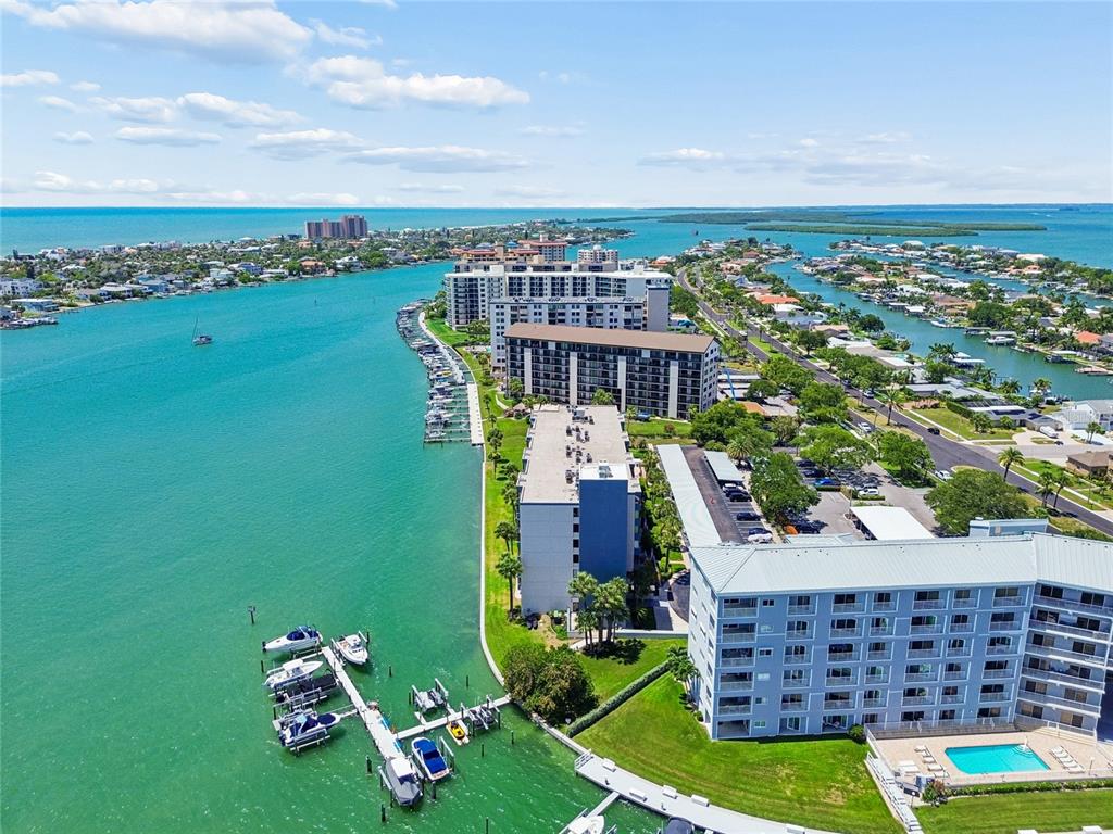 Property for sale at 644 ISLAND WAY UNIT 405, CLEARWATER, FL, 33767