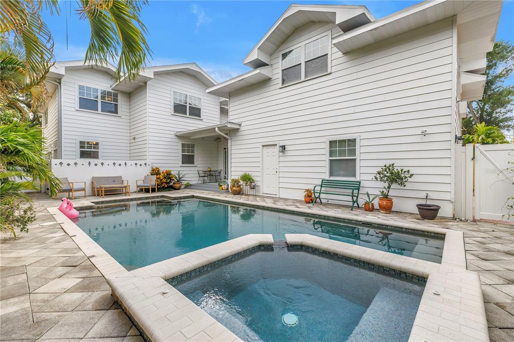 Property for sale at 445 18TH AVENUE NE, ST PETERSBURG, FL, 33704