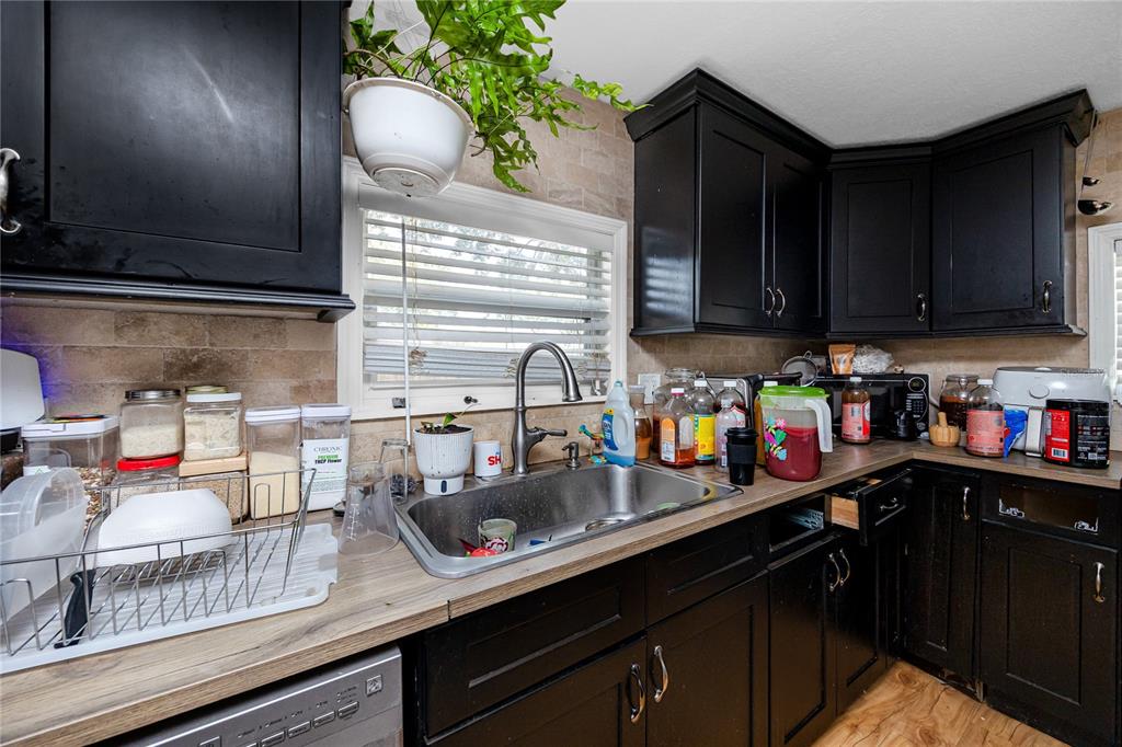 Property for sale at 1250 LAKEVIEW ROAD, CLEARWATER, FL, 33756