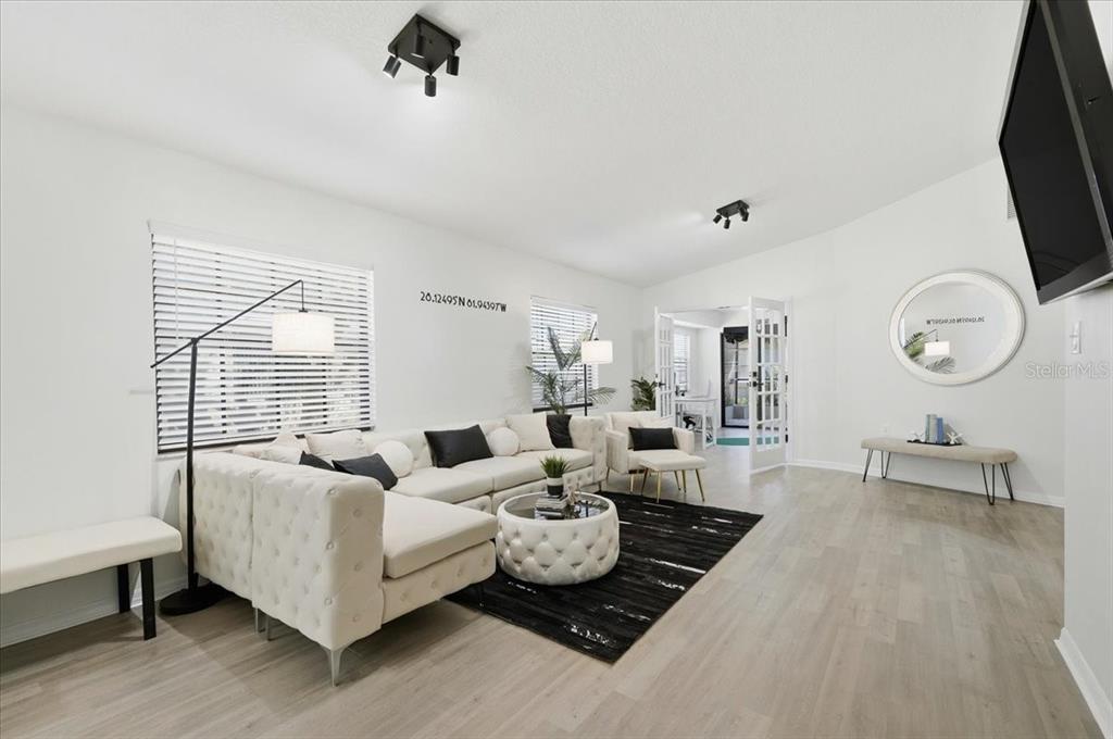 Property for sale at 669 EAGLE RUN, LAKELAND, FL, 33809