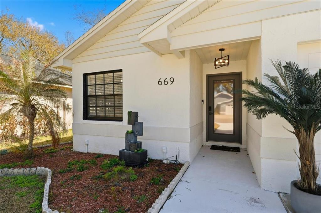 Property for sale at 669 EAGLE RUN, LAKELAND, FL, 33809