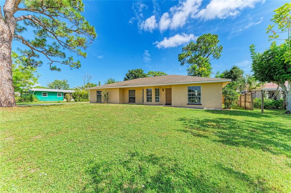 Property for sale at 4404 18TH AVENUE W, BRADENTON, FL, 34209