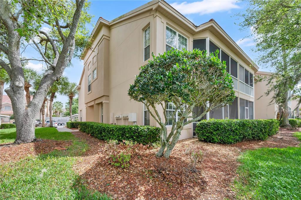 Property for sale at 427 ENCLAVE PLACE UNIT 427, LAKELAND, FL, 33803