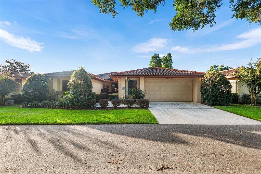 Property for sale at 1007 ROLLING WOODS LANE, LAKELAND, FL, 33813