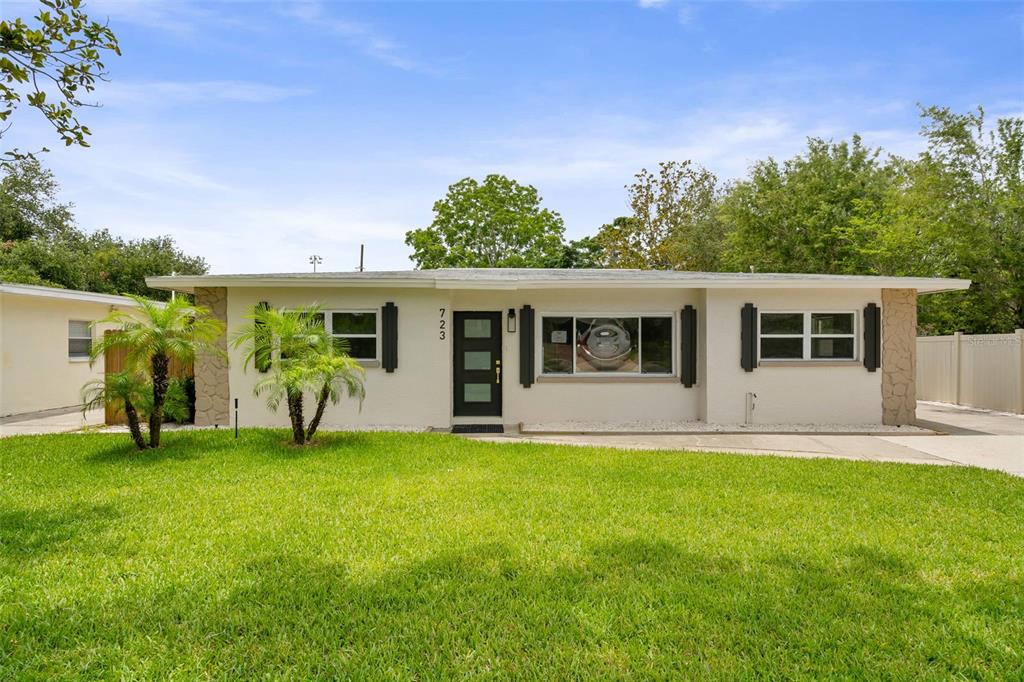 Property for sale at 723 W BAYSHORE DRIVE, TARPON SPRINGS, FL, 34689