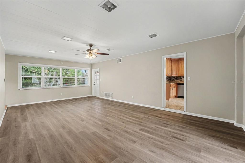 Property for sale at 2935 WOODLAND HILLS AVENUE, LAKELAND, FL, 33803