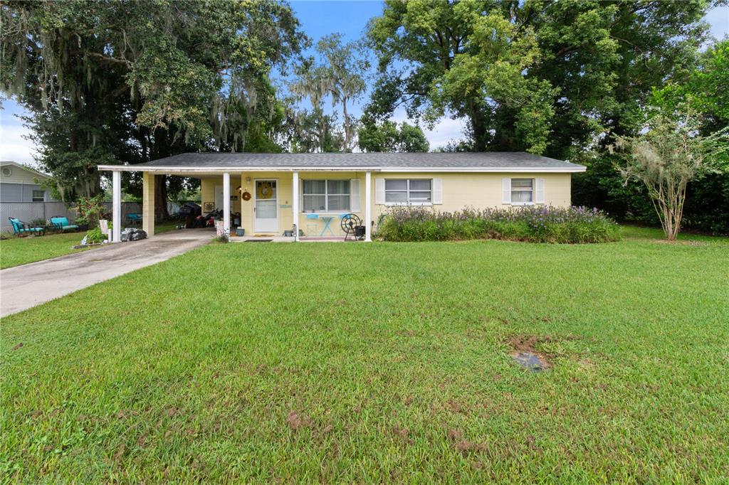 Property for sale at 1572 CHURCHILL COURT, LAKELAND, FL, 33801