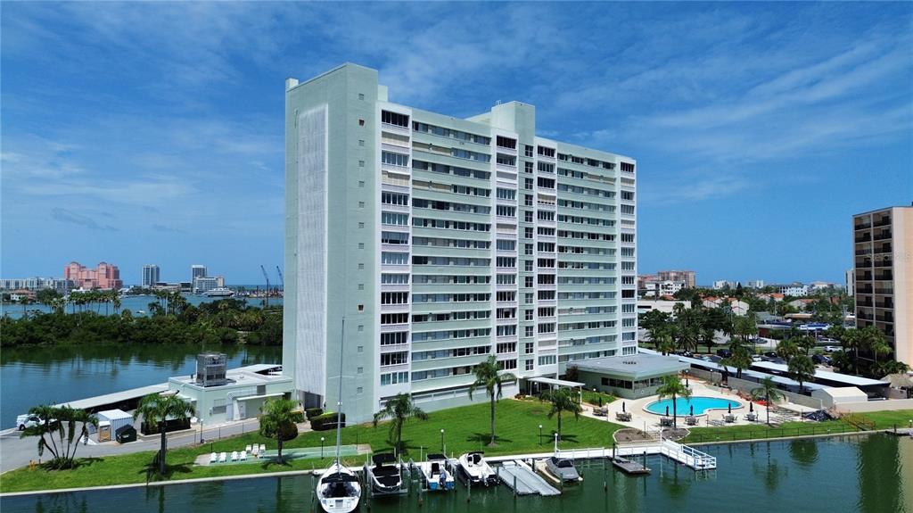 Property for sale at 31 ISLAND WAY UNIT 505, CLEARWATER BEACH, FL, 33767