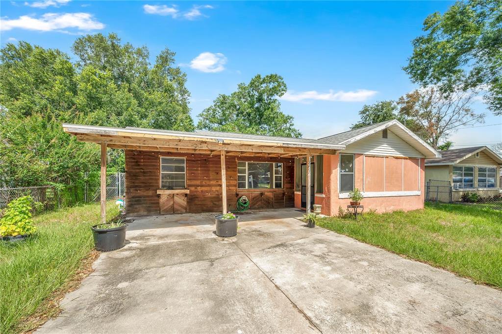 Property for sale at 124 CENTER STREET, WINTER HAVEN, FL, 33880