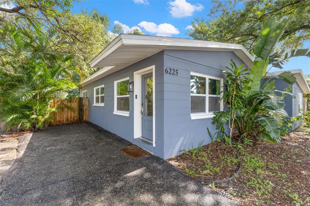 Property for sale at 6225 76TH AVENUE N, PINELLAS PARK, FL, 33781
