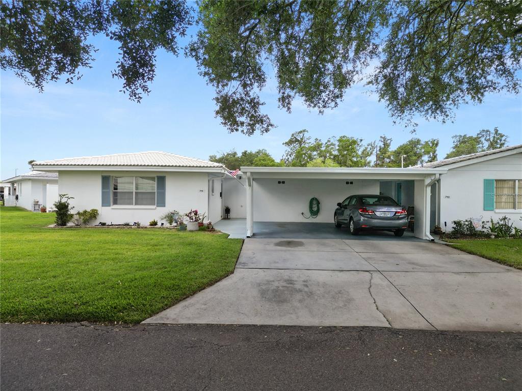 Property for sale at 711 BARBER CIRCLE UNIT 711, LAKELAND, FL, 33803