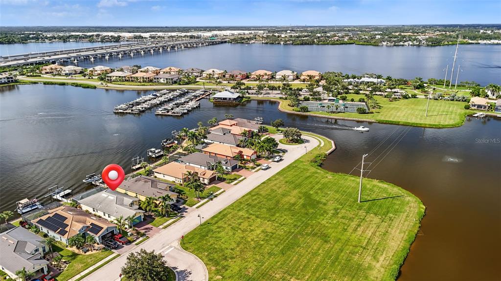 Property for sale at 1022 OVERLOOK COURT, BRADENTON, FL, 34208