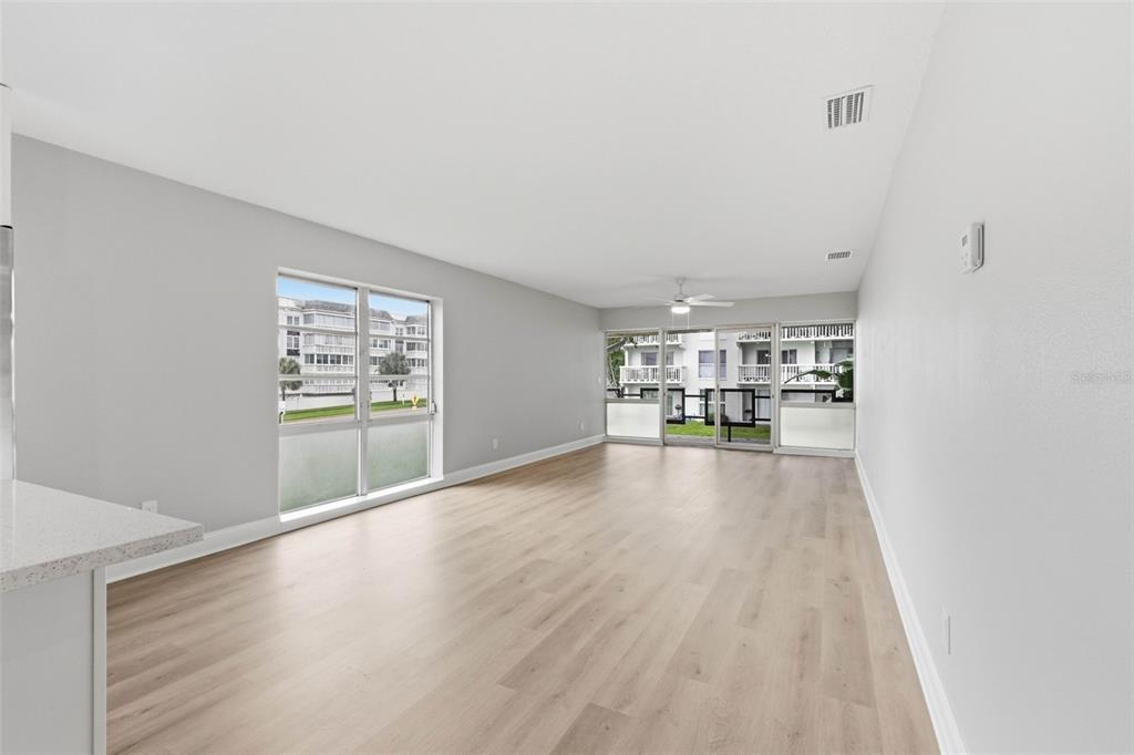 Property for sale at 2950 W BAY DRIVE UNIT B1, BELLEAIR BLUFFS, FL, 33770