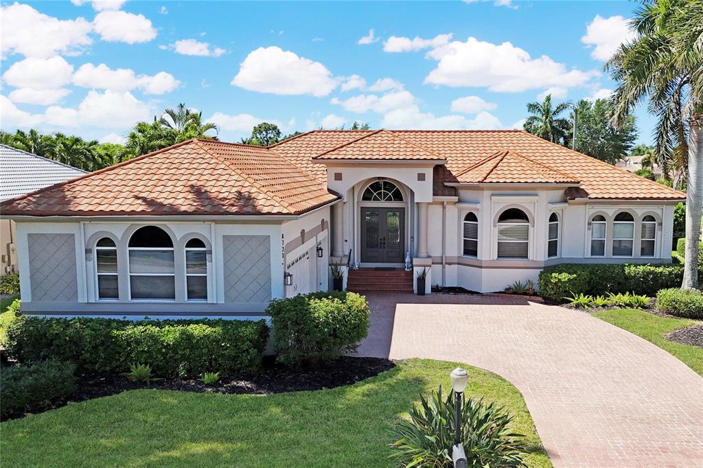 Property for sale at 8723 S LAKE CIRCLE, FORT MYERS, FL, 33908