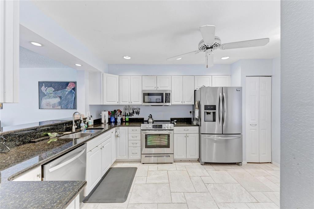 Property for sale at 6101 34TH STREET W UNIT 11G, BRADENTON, FL, 34210