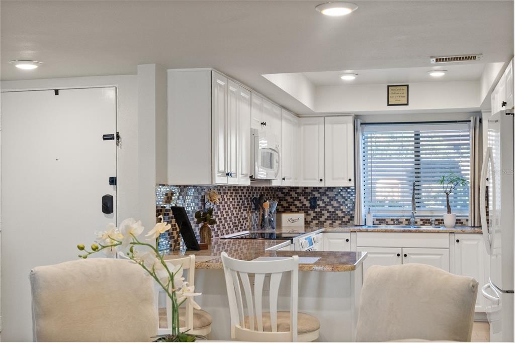 Property for sale at 860 S VILLAGE DRIVE N UNIT 105, ST PETERSBURG, FL, 33716