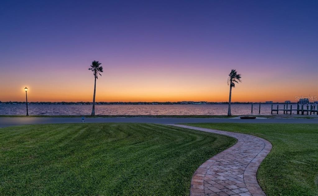 Property for sale at 2305 RIVERVIEW BOULEVARD, BRADENTON, FL, 34205