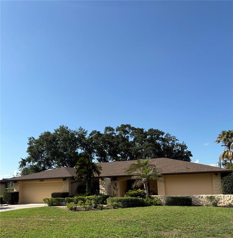 Property for sale at 1120 LAKE POINT TERRACE, LAKELAND, FL, 33813