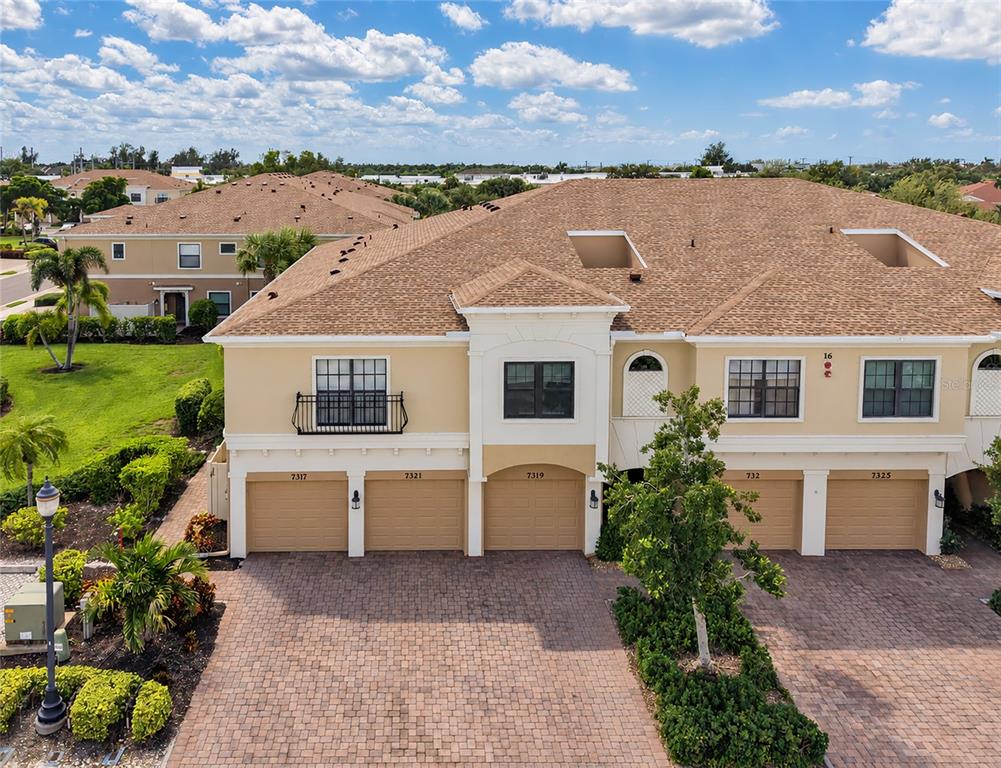 Property for sale at 7321 SKYBIRD ROAD UNIT 397, BRADENTON, FL, 34209