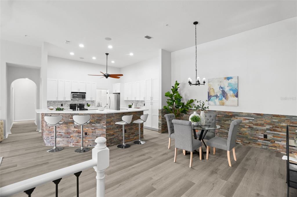 Property for sale at 21019 SUNPOINT WAY UNIT 201, LUTZ, FL, 33558