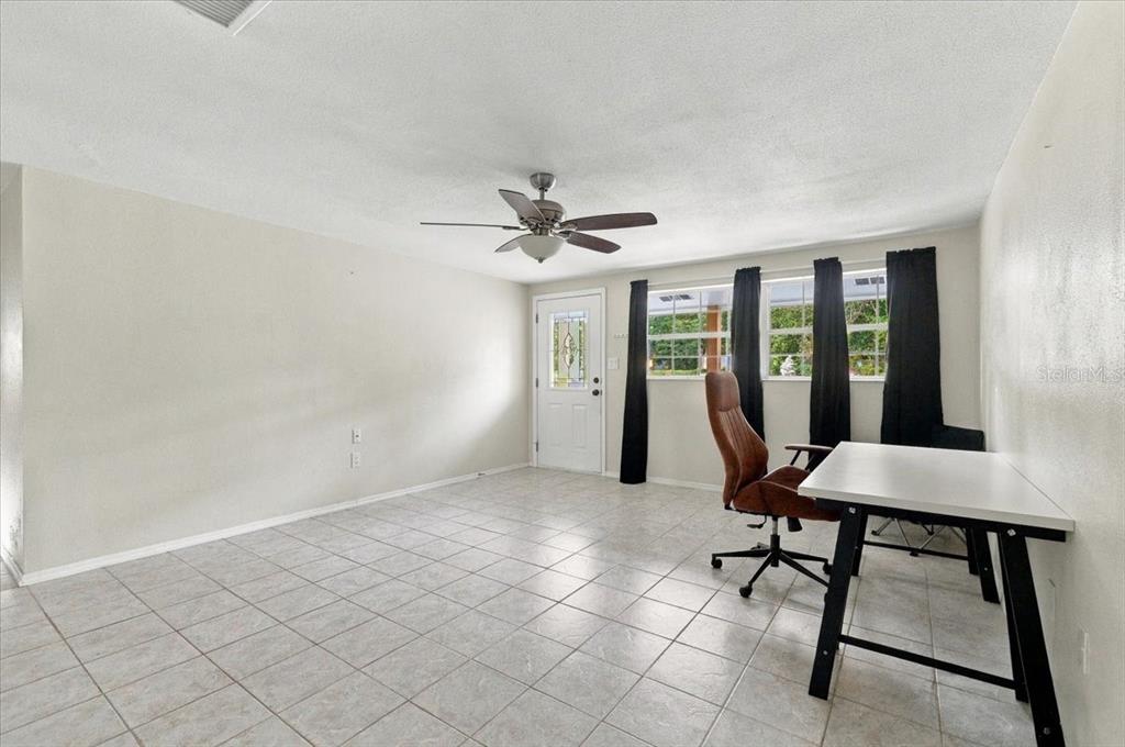 Property for sale at 812 WINDSOR STREET, LAKELAND, FL, 33803