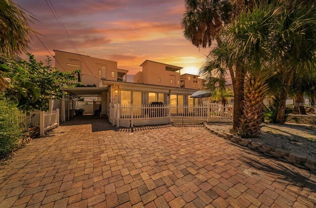 Property for sale at 19 CAMBRIA STREET, CLEARWATER, FL, 33767