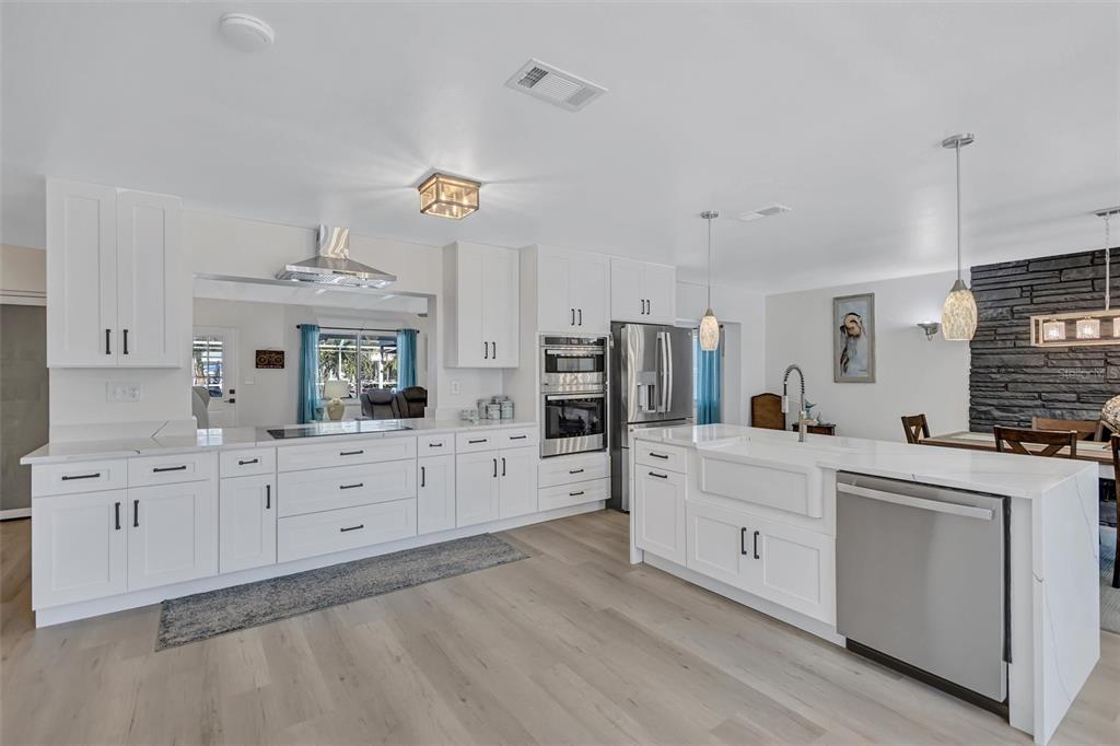 Property for sale at 563 LEWIS BOULEVARD SE, ST PETERSBURG, FL, 33705
